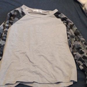 Grey Camo Long Sleeve Bell Cuff Brand:Fever Size:Large